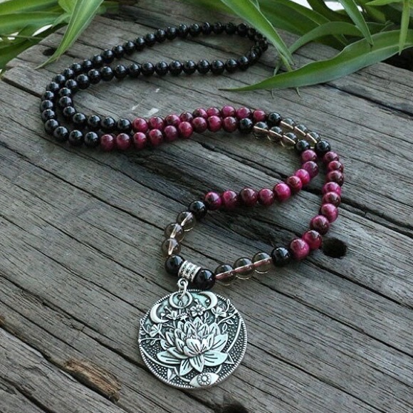 Gorgeous 108 Meditation Mala necklace ✨charged✨ - Picture 7 of 10